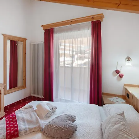 Bed & Breakfast Garni Pra Fiori